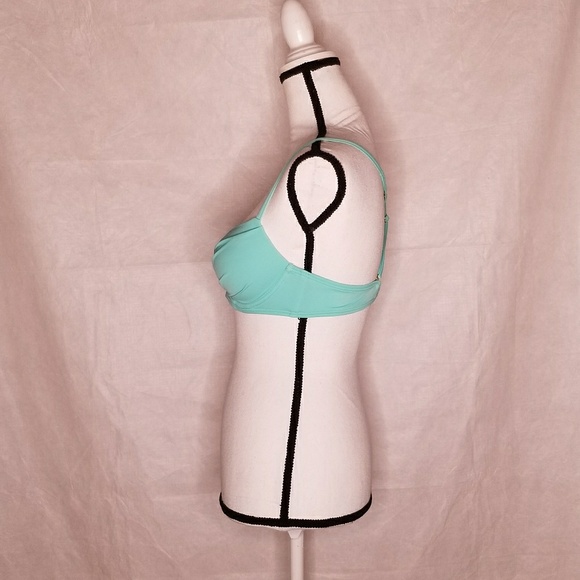 NWOT Victoria's Secret Bikini Top Adjustable 34B - Picture 6 of 8